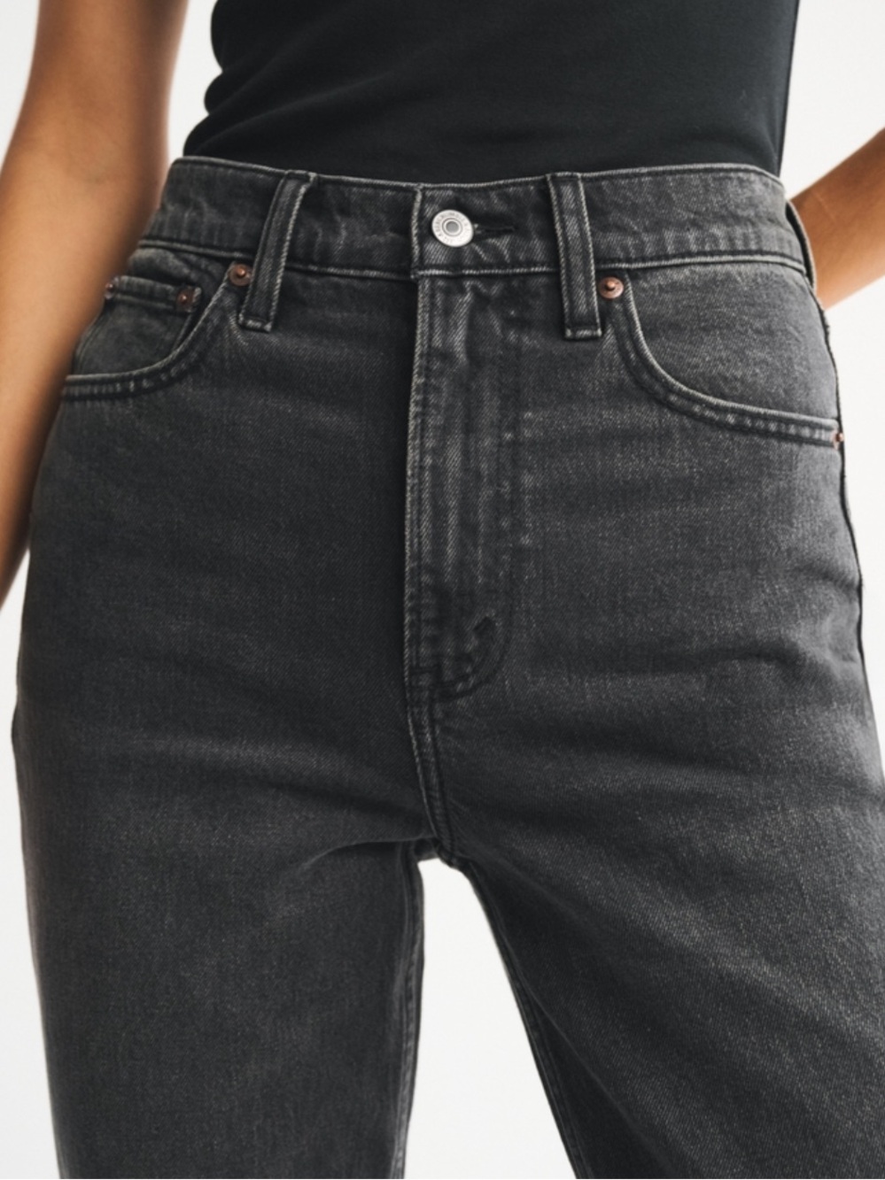 ABERCROMBIE & FITCH 90s Straight Ultra High Rise Jeans